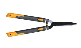 fiskars-nozyce-do-zywoplotu-smartfit-hs86