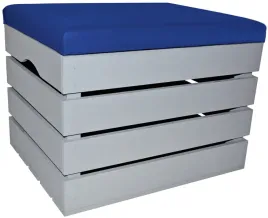 2-x-skrzynia-drewniana-malowana-pufa-sosnowa-schowek