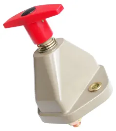 odlacznik-akumulatora-wylacznik-masy-12-24v-wylacznik-pradu-traktor-kombajn