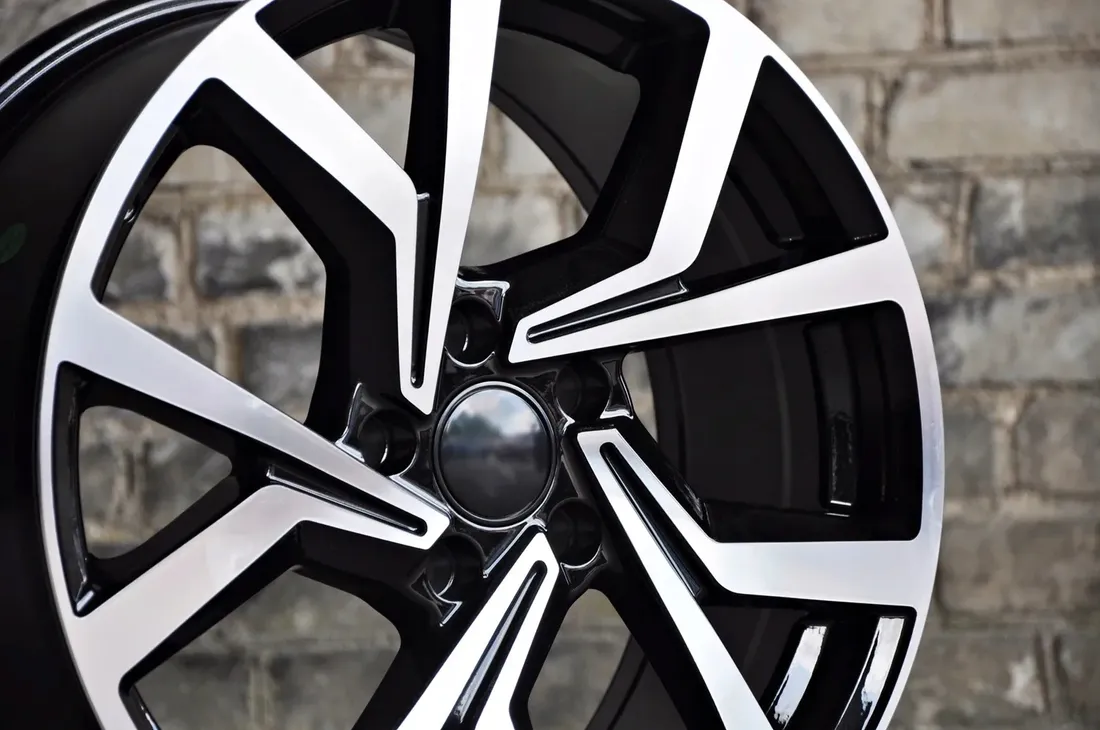 felgi-17-audi-e-tron-q4-sportback-e-tron