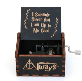 pozytywka-harry-potter-reczna-zewnatrz-znajduje-piekny-wzor-wewnatrz-napis