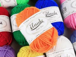 2-x-zestaw-do-dziergania-12x50g-welny-akrylowej-2-szydelka