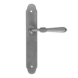 klamki-do-drzwi-devon-z-szyldem-bez-otworu-stalowa