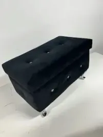 pufa-tapicerowna-70cm-guzik-glamur