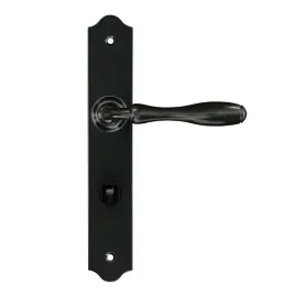 klamki-do-drzwi-bristol-z-szyldem-wc-72mm