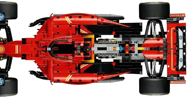 lego-technic-bolid-f1-ferrari-sf-24-marka-lego