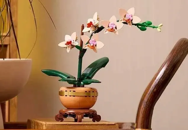 lego-the-botanical-collection-mala-orchidea-stan-nowy