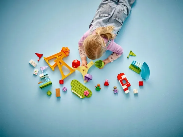 lego-duplo-wesole-miasteczko-seria-plac-zabaw