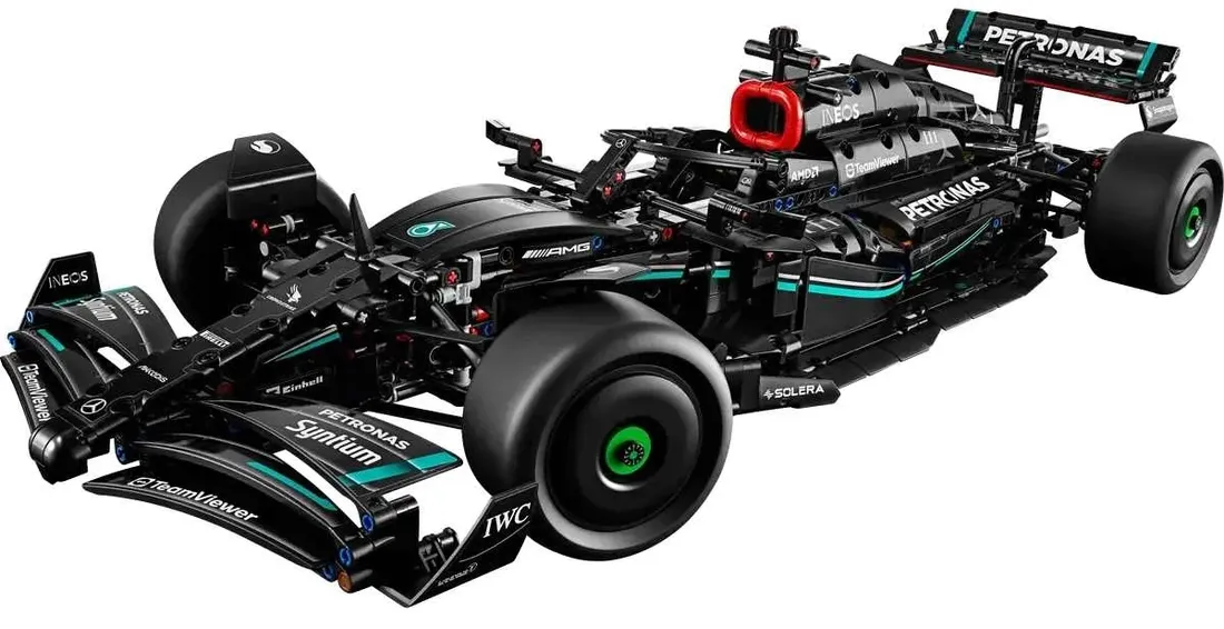 lego-technic-mercedes-amg-f1-w14-e-performance