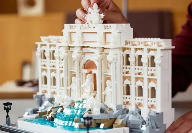 lego-architecture-fontanna-di-trevi