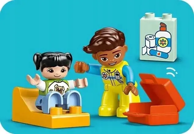 lego-duplo-karetka-z-kierowca