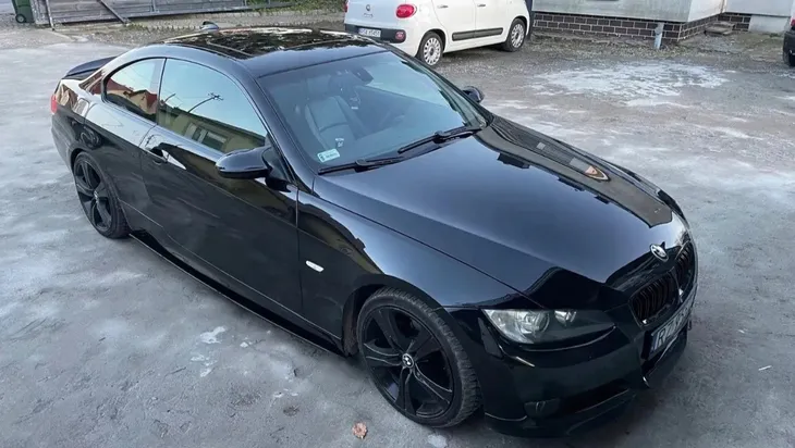 dokladki-progow-e90-e91-e92-e93-splitter-boczne-progi-mpakiet-czarny-polysk-stan-opakowania-oryginalne