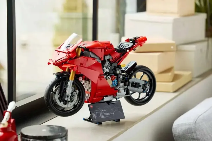 lego-technic-motocykl-ducati-panigale-v4-s-certyfikaty-opinie-atesty-ce-en-71