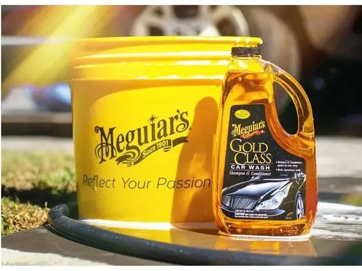 meguiars-gold-class-car-wash-szampon-do-samochodu