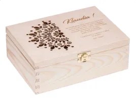 pudelko-22x16-urodziny-zyczenia-grawer-prezent-eko