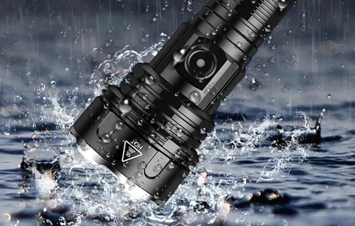 2-x-latarka-superfire-r3-p90-2000lm-usb-zrodlo-swiatla-led