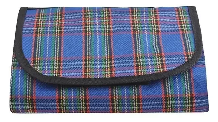 mata-piknikowa-145x180-basic-niebieska-marka-malatec