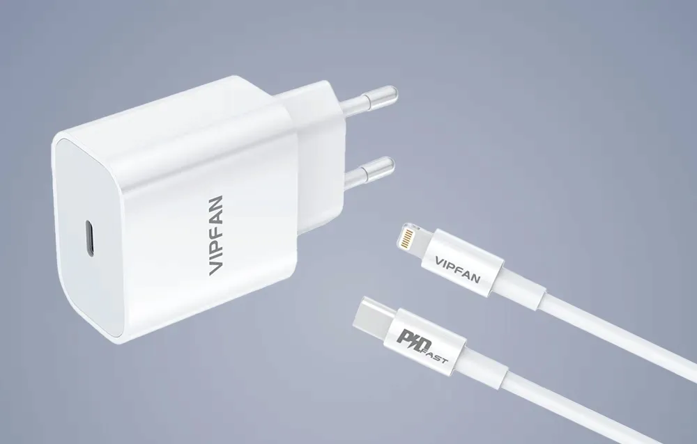 ladowarka-vipfan-e04-20w-qc3-0-kabel-lightning-do-iphone-biala