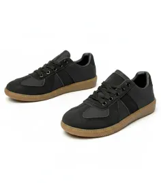 czarne-sneakersy-na-platformie-valentine