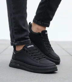 czarne-meskie-sneakersy-z-elastycznymi-sznurowkami-arthur