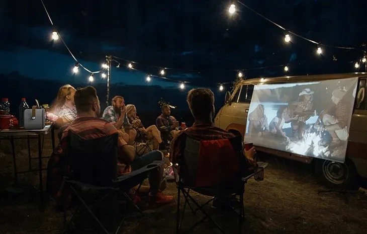 rzutnik-mini-projektor-blitzwolf-bw-v2-bialy-maksymalna-wielkosc-obrazu-150