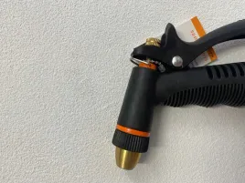 pistolet-natryskowy-metalowy