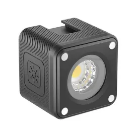 wodoszczelna-podwodna-do-10metrow-lampa-led-ledowa-ulanzi-l2-stopka-iso