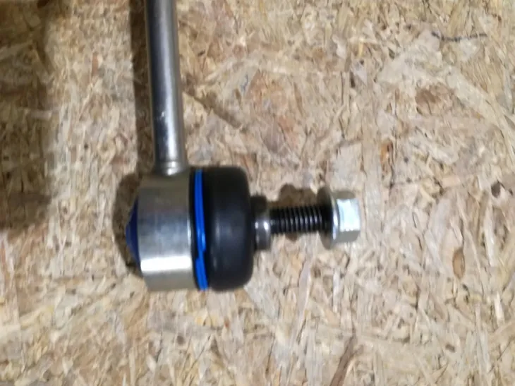 lacznik-przod-lewy-bmw-1-e81-e87-3-e90-e91-x3-e84-numer-katalogowy-oryginalu-bmw-brilliance-31-35-6-765-933-bmw-brilliance-6-765-933-bmw-2-405-868-bmw-31-35-2-405-868-bmw-31-35-6-765-933-bmw-6-765-933