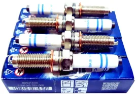 4x-swieca-zaplonowa-bosch-a3-8y-leon-kl1-octavia-iv-arteon-t-cross-1-5-tsi