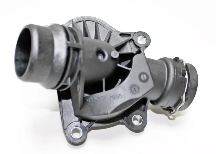 termostat-88c-bmw-e46-e81-e87-e90-e60-e65-e83-e70-2-0d-3-0d-stan-nowy-numer-katalogowy-oryginalu-bmw-11517787052