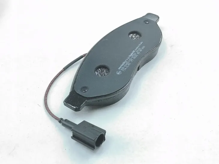 klocki-hamulcowe-przod-jumper-boxer-ducato-06-jakosc-czesci-zgodnie-z-gvo-q-oryginal-z-logo-producenta-czesci-oem-oes