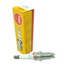 swieca-zaplonowa-ngk-6449-a3-8p-octavia-ii-golf-iv-passat-b6-1-6-fsi