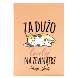 kalendarz-a5-2026-brzoskwiniowy-dla-lesniczego-za-duzo-ludzi-na-zewnatrz