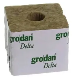 welna-minerlana-grodan-7-5x7-5x6-5cm-z-malym-otworem-fi25-h40mm