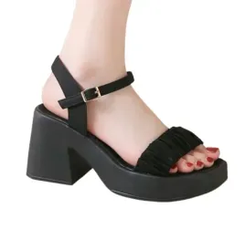 shein-czarne-sandaly-na-slupku-z-paskiem-375-1ee