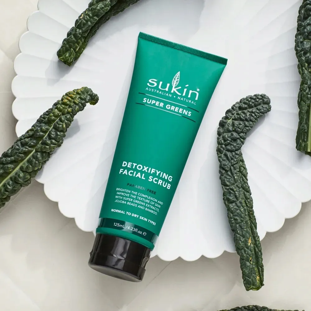 sukin-super-greens-scrub-twarzy-125ml