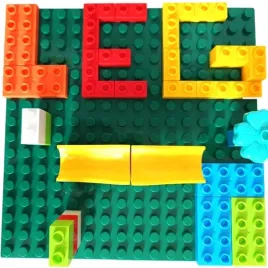plytka-konstrukcyjna-16x16-pin-podstawa-do-klockow-duplo