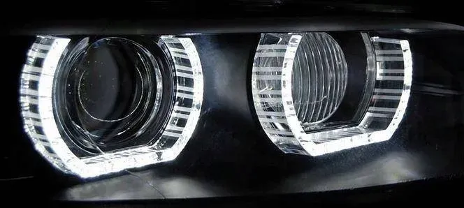 lampy-reflektory-bmw-e92-black-drl-xenon-informacje-dodatkowe-zarowki-w-zestawie