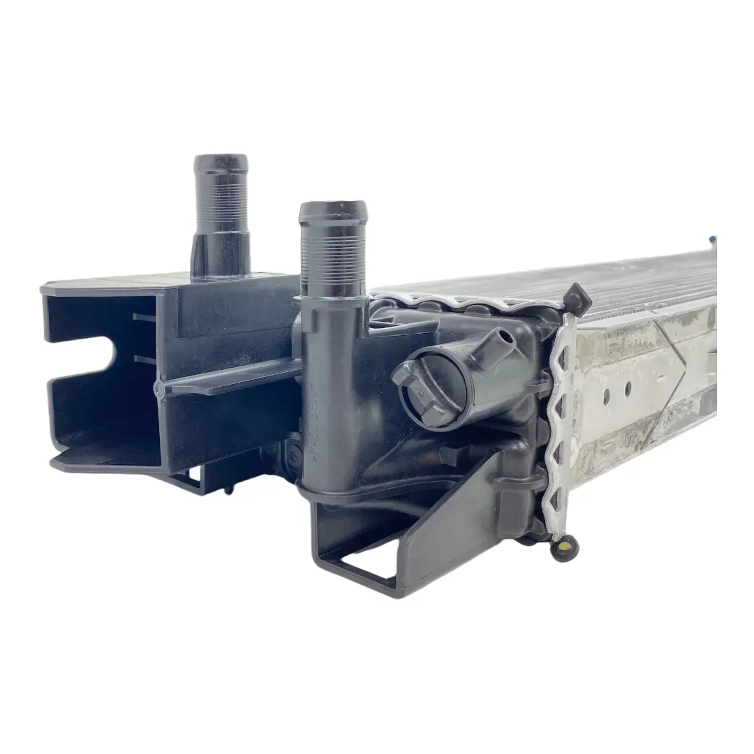 oe-chlodnica-intercooler-trafic-iii-talento-2-0dci-stan-nowy
