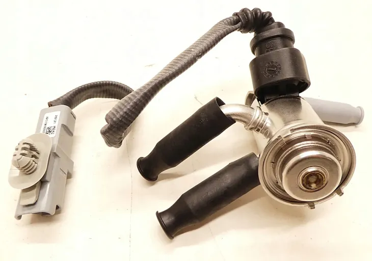 oryg-wtryskiwacz-adblue-renault-master-iii-2-3dci-producent-czesci-mercedes-benz-oe