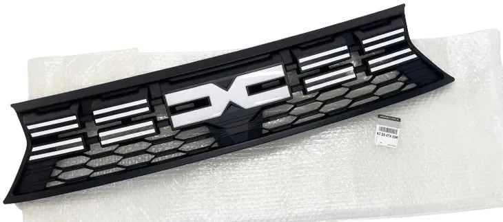 DACIA DUSTER II 2 LIFT ATRAPA GRILL OE 622547433R
