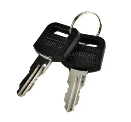 skrzynka-na-listy-pocztowa-z-numerem-domu-adresem-duza-gazety-z-napisem