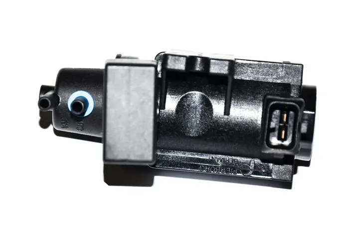 zawor-turbiny-bmw-e39-e46-e60-e81-x3-e90-2-0d-3-0d-typ-samochodu-samochody-osobowe