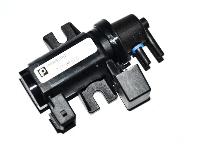 zawor-turbiny-bmw-e39-e46-e60-e81-x3-e90-2-0d-3-0d-numer-katalogowy-czesci-7-22796-01-0