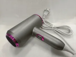 suszarka-do-wlosow-z-dyfuzorem-cieply-i-zimny-nawiew-2-poziomy-predkosci