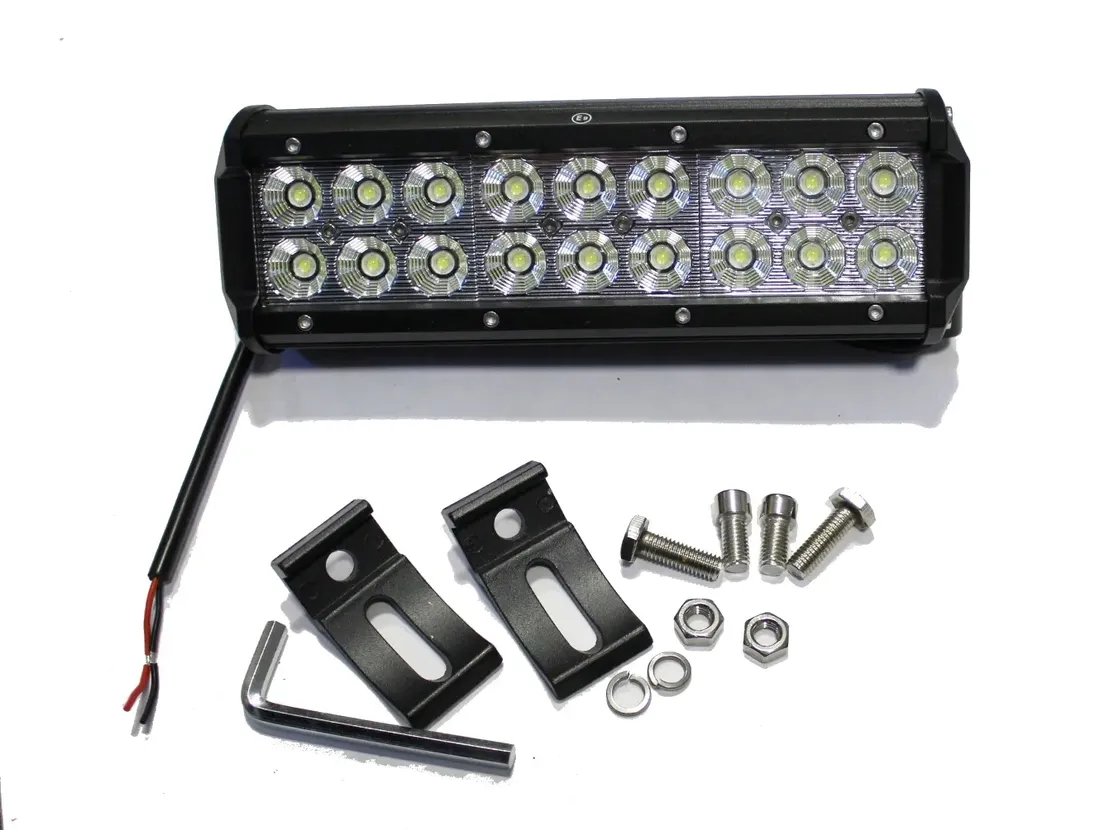 lampa-robocza-led-18-54w-bx20003f-stan-nowy