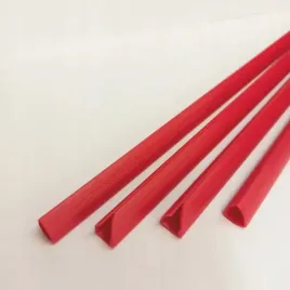 listwy-wsuwane-a4-opus-3mm-czerwone-50-szt