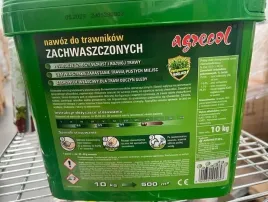 nawoz-do-trawnikow-zachwaszczonych-na-chwasty-agrecol-10-kg