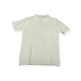 elegancka-koszulka-polo-meska-s-styl-old-money