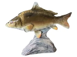 karp-trofeum-ryby-odlew-kolorowy-3d-realistyczna-statuetka-27x20-cm-opis